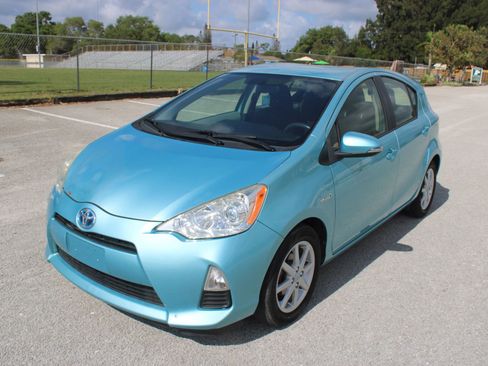 Used 2013 Toyota Prius C Three FWD image 30