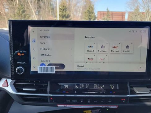 New 2026 Toyota Sienna XLE AWD/4WD image 23