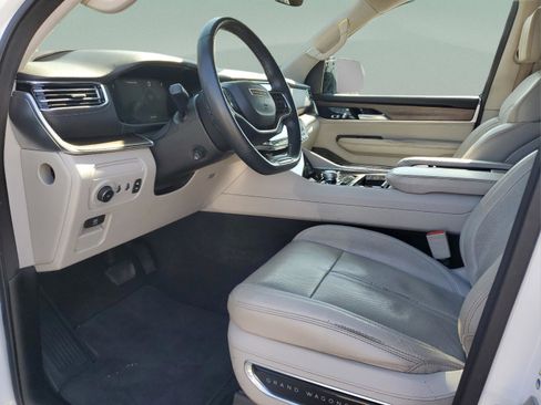 Used 2023 Jeep Grand Wagoneer L 4WD image 14