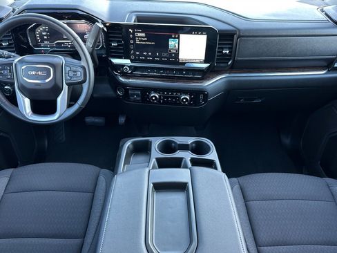 Used 2024 GMC Sierra 1500 Elevation w/ LPO, Elevation Black Package image 13