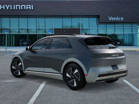 New 2026 Hyundai Ioniq 5 Limited RWD image 5