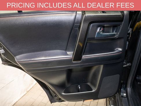 Used 2022 Toyota 4Runner TRD Off-Road Premium AWD/4WD image 9