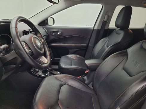 Used 2018 Jeep Compass Limited w/ Navigation Group AWD/4WD image 17