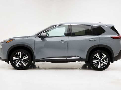 Used 2023 Nissan Rogue SL w/ SL Premium Package image 6