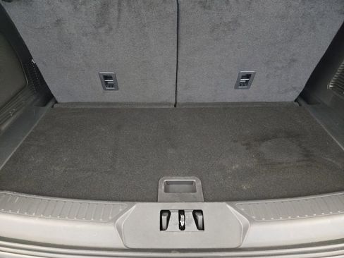 New 2026 Ford Explorer Platinum RWD image 32