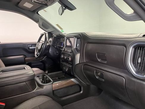 Used 2022 Chevrolet Silverado 1500 LT Trail Boss w/ LPO, Dark Essentials Package AWD/4WD image 10