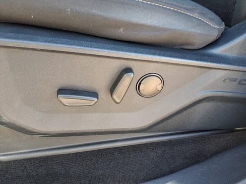 Used 2022 Ford F150 XLT w/ Equipment Group 302A High image 16