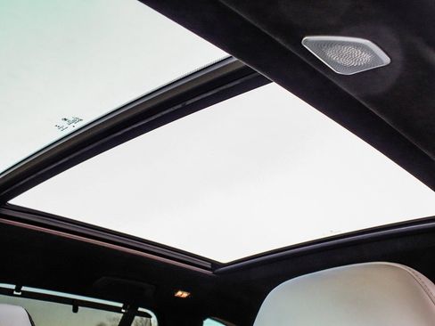 Used 2021 BMW X5 M w/ Competition Package image 49