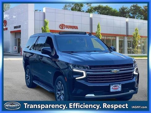 Used 2022 Chevrolet Tahoe LT w/ Luxury Package image 1
