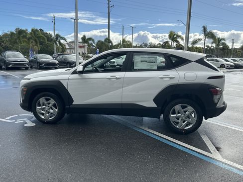 New 2026 Hyundai Kona SE FWD image 9