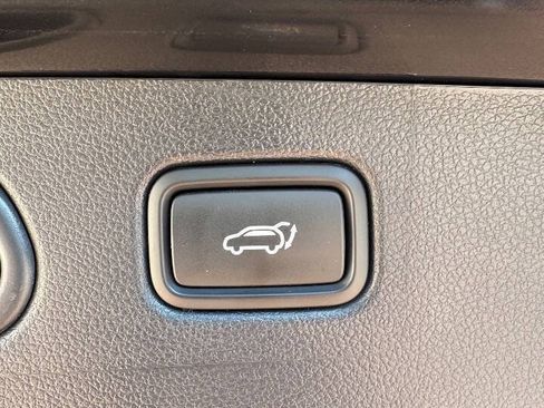 Used 2019 Hyundai Tucson Sport w/ Cargo Package AWD/4WD image 14