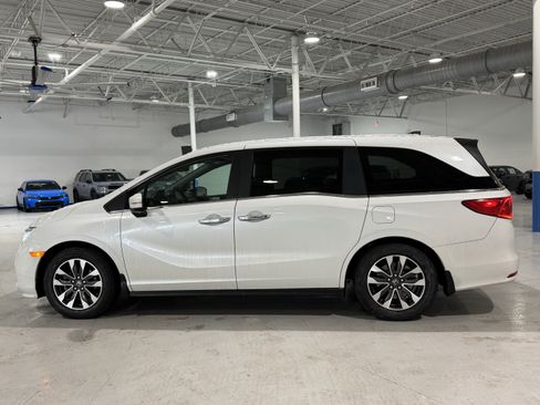 Used 2022 Honda Odyssey EX-L image 12