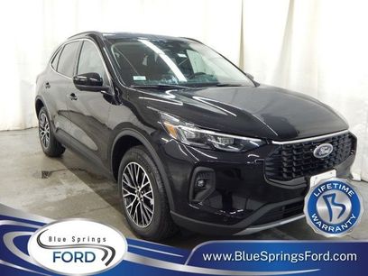 New 2025 Ford Escape SE w/ PHEV Premium Package