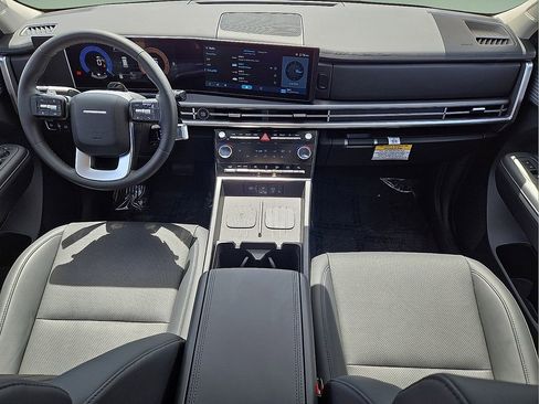 Used 2026 Hyundai Santa Fe SEL image 16