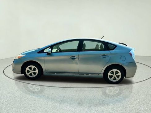 Used 2013 Toyota Prius Two FWD image 6