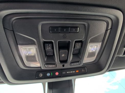 Used 2019 Chevrolet Silverado 1500 High Country w/ Technology Package AWD/4WD image 24