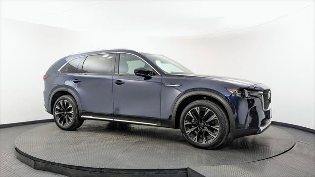 Used 2024 MAZDA CX-90 Plug-In Hybrid w/ Premium Pkg AWD/4WD image 11