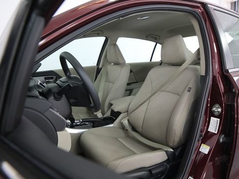 Used 2014 Honda Accord LX image 46