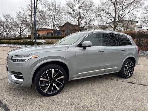 Used 2024 Volvo XC90 B6 Plus w/ Protection Package Premier image 2