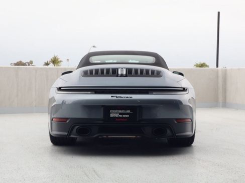 Certified 2025 Porsche 911 Carrera RWD image 11