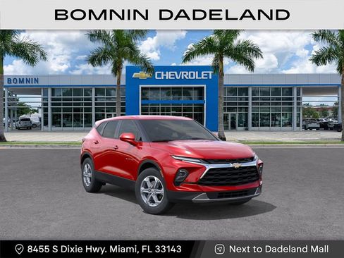 New 2026 Chevrolet Blazer LT FWD image 2