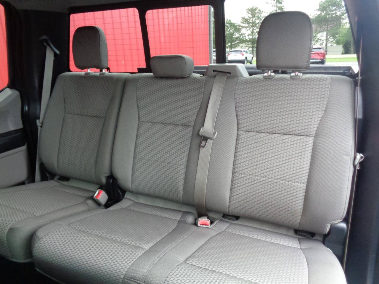 Used 2016 Ford F150 XLT w/ Equipment Group 302A Luxury AWD/4WD image 9