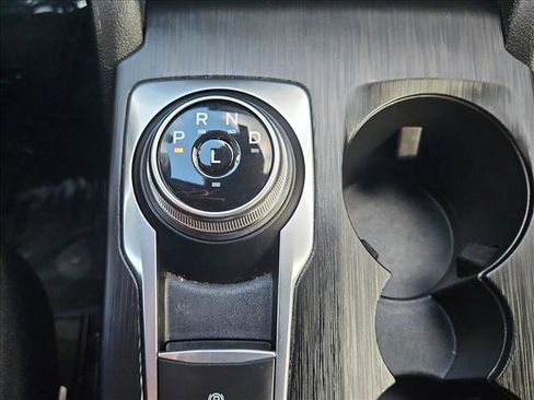 Used 2024 Ford Escape ST-Line image 12