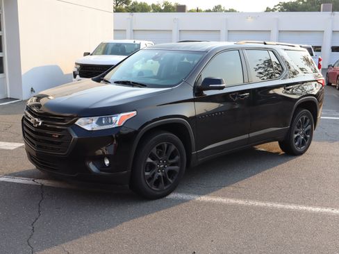 Used 2021 Chevrolet Traverse RS AWD/4WD image 5