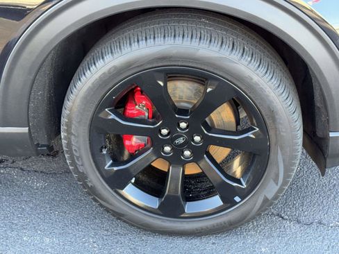 Used 2023 Ford Explorer ST w/ Equipment Group 401A image 7