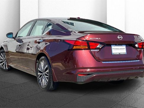 Certified 2023 Nissan Altima 2.5 SV image 10
