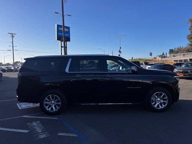 Used 2026 Chevrolet Suburban Premier AWD/4WD image 6