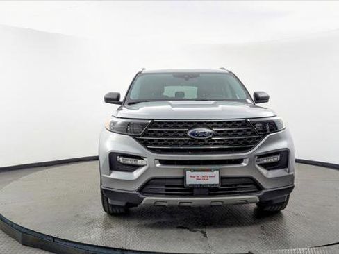 Used 2023 Ford Explorer XLT w/ Equipment Group 202A image 11