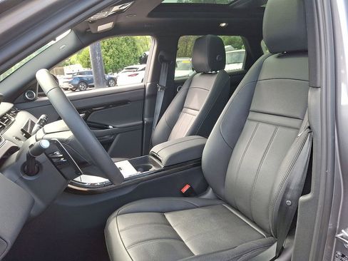 Certified 2025 Land Rover Range Rover Evoque S image 17