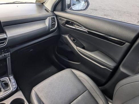 Certified 2024 Kia Seltos EX AWD/4WD image 20