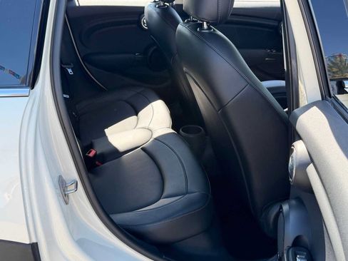 Used 2018 MINI Cooper 4-Door Hardtop FWD image 27