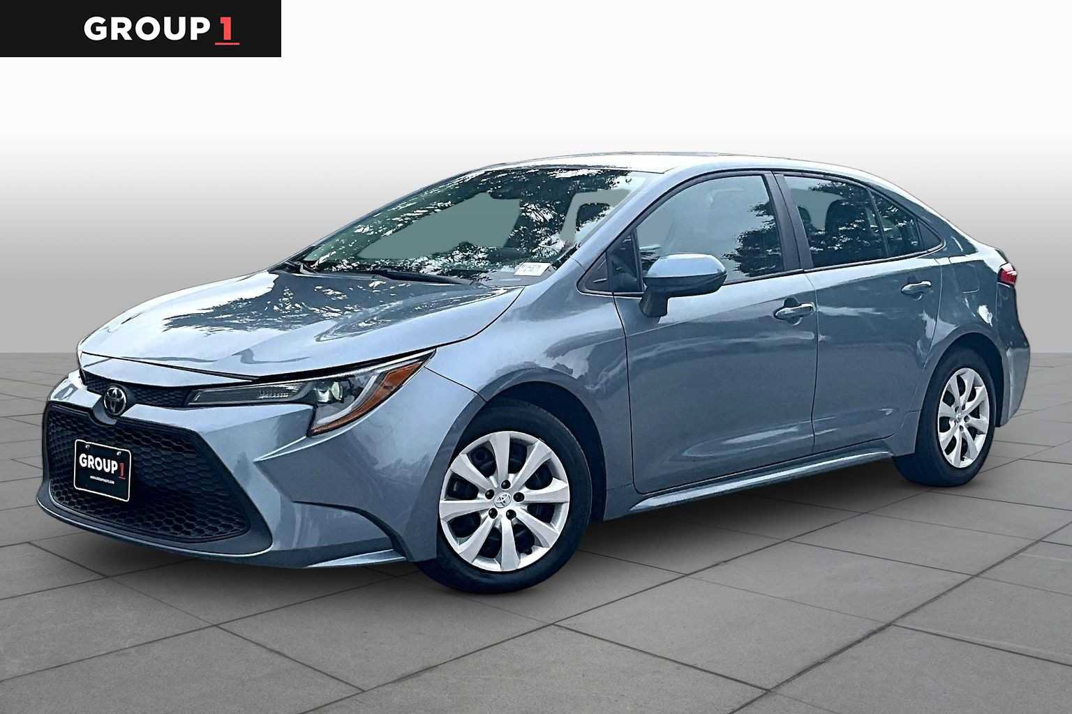 Used 2022 Toyota Corolla LE FWD image 1