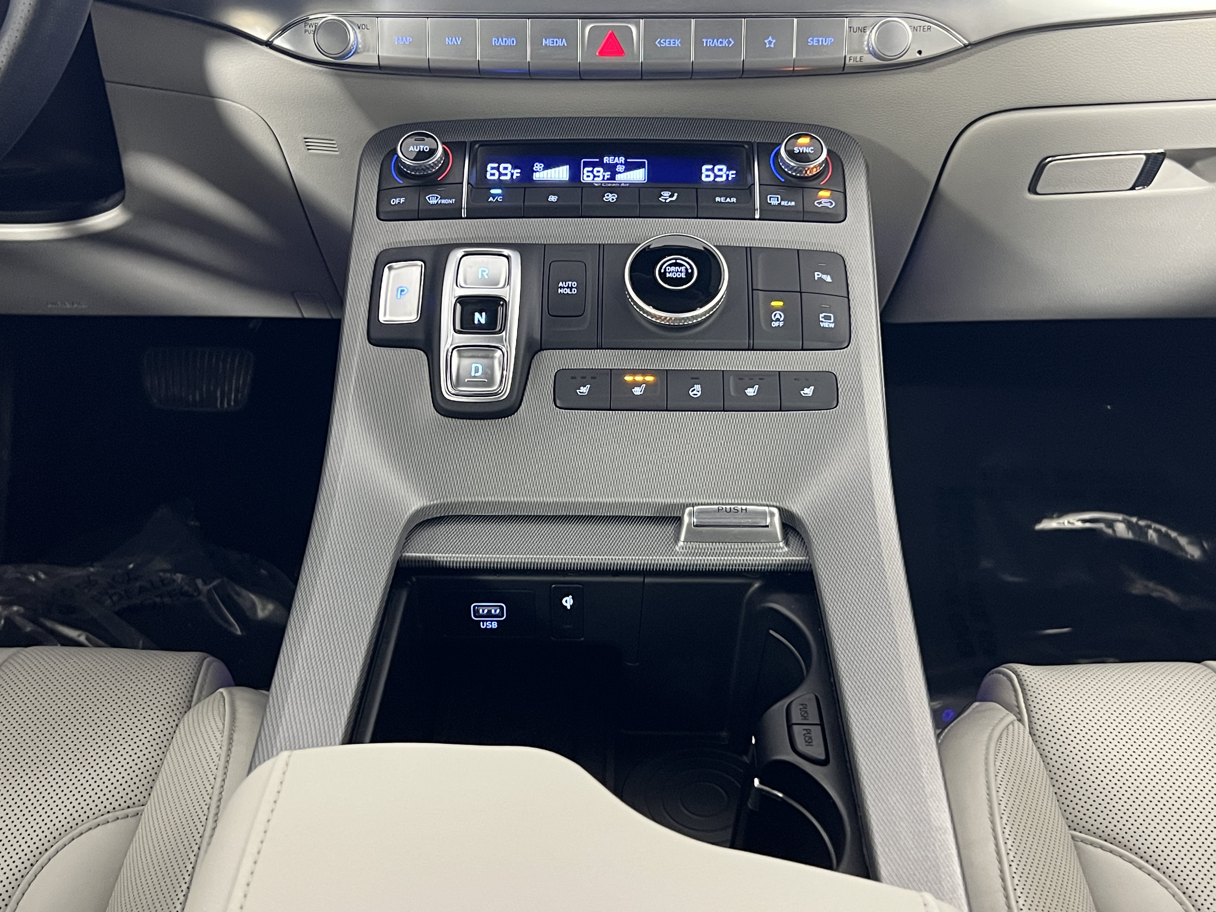 Used 2021 Hyundai Palisade Calligraphy FWD image 18