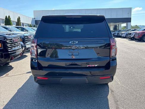Certified 2023 Chevrolet Suburban RST AWD/4WD image 5