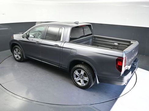 Certified 2024 Honda Ridgeline RTL image 32