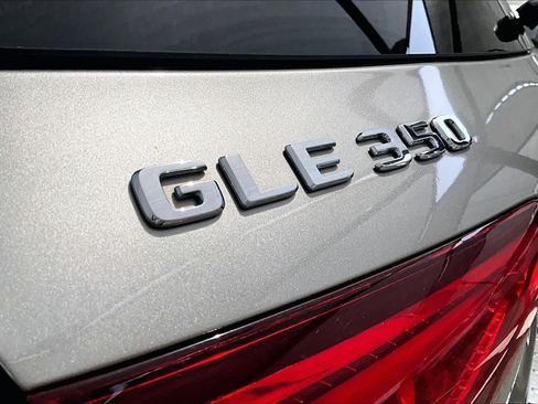 Used 2022 Mercedes-Benz GLE 350 image 31