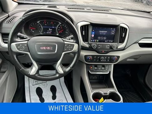 Used 2020 GMC Terrain SLT FWD image 2