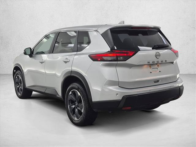 Used 2025 Nissan Rogue SV FWD image 8