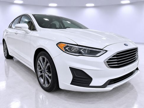 Used 2019 Ford Fusion SEL FWD image 1