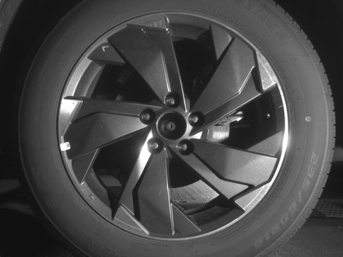 Used 2025 Nissan Rogue SV image 14