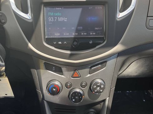 Used 2015 Chevrolet Trax LTZ AWD/4WD image 13