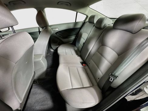 Used 2017 Kia Forte LX FWD image 14