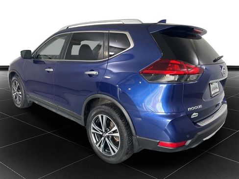 Used 2019 Nissan Rogue SV w/ Premium Package AWD/4WD image 3