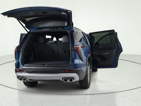 New 2026 Chevrolet Traverse LT FWD image 7