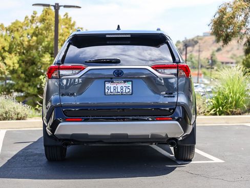 Certified 2024 Toyota RAV4 XSE w/ Advanced Technology Package AWD/4WD image 5