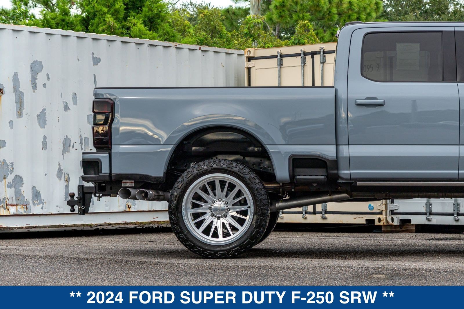 Used 2024 Ford F250 Lariat w/ Lariat Ultimate Package AWD/4WD image 30